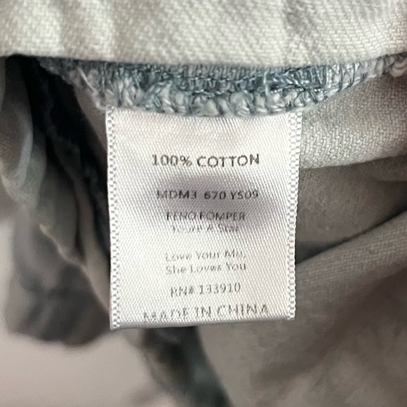 Show Me Your Mumu Star Print Denim Reno Romper - Picture 7 of 7